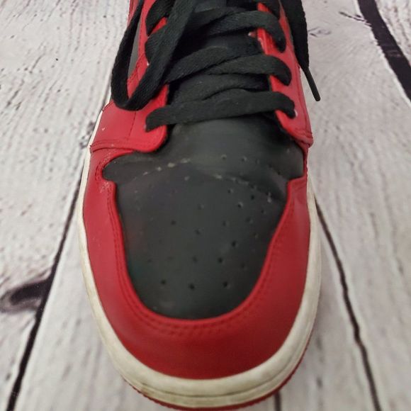 Jordan 1 Retro Low Reverse Bred 11 - Picture 10 of 15